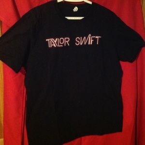 Taylor Swift concert tshirt